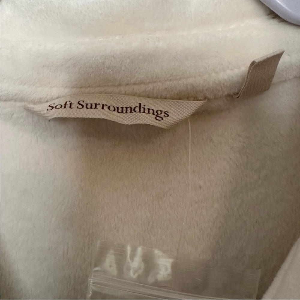 Soft Surroundings The Old Softy Long Sleeve Button Down Shirt NWT - Picture 9 of 11